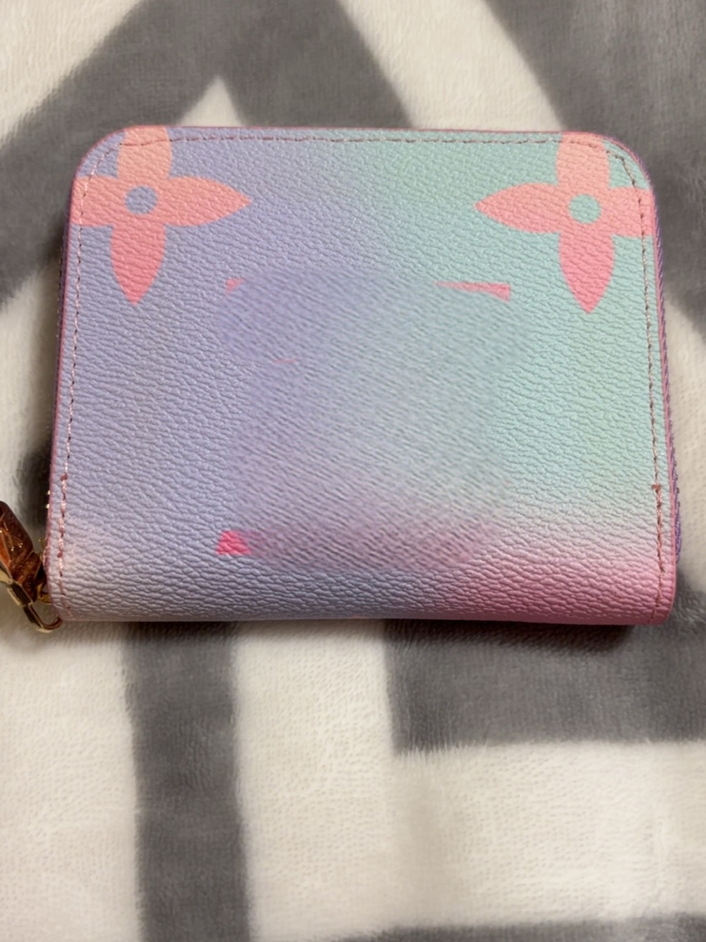 Compact Zip Wallet - Picture 2 of 3